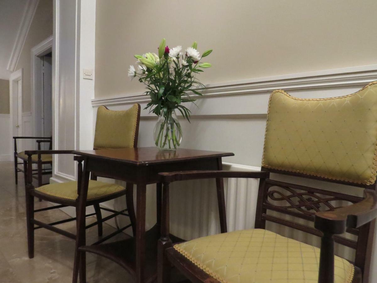 ヨール Devon View House Bed & Breakfast エクステリア 写真