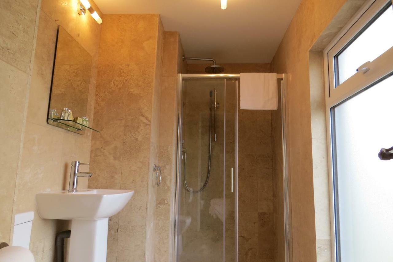 ヨール Devon View House Bed & Breakfast エクステリア 写真