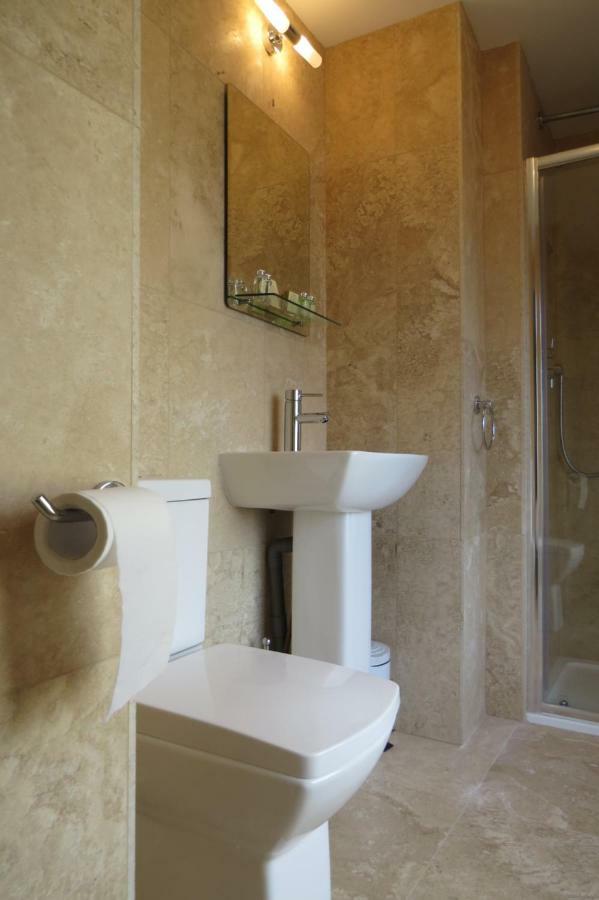 ヨール Devon View House Bed & Breakfast エクステリア 写真
