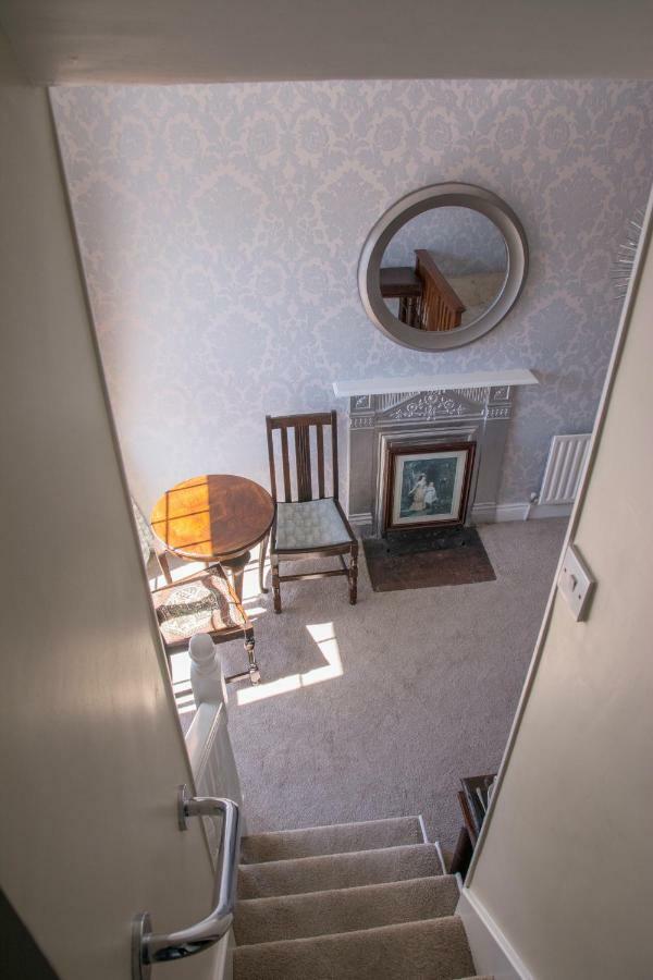 ヨール Devon View House Bed & Breakfast エクステリア 写真